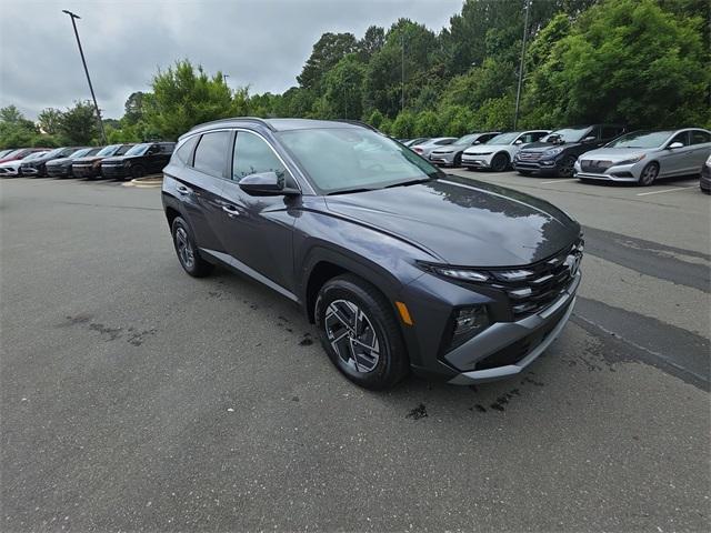 new 2025 Hyundai TUCSON Hybrid car, priced at $34,270
