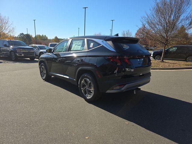 new 2026 Hyundai TUCSON Hybrid car, priced at $31,945