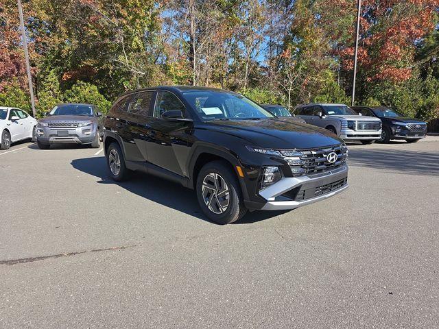 new 2026 Hyundai TUCSON Hybrid car, priced at $31,945