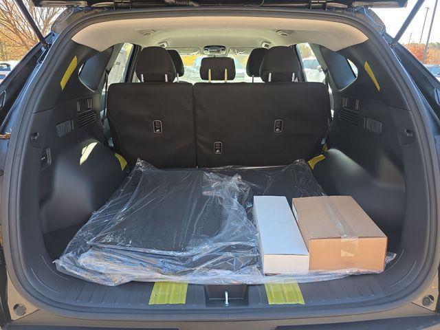 new 2026 Hyundai TUCSON Hybrid car, priced at $31,945