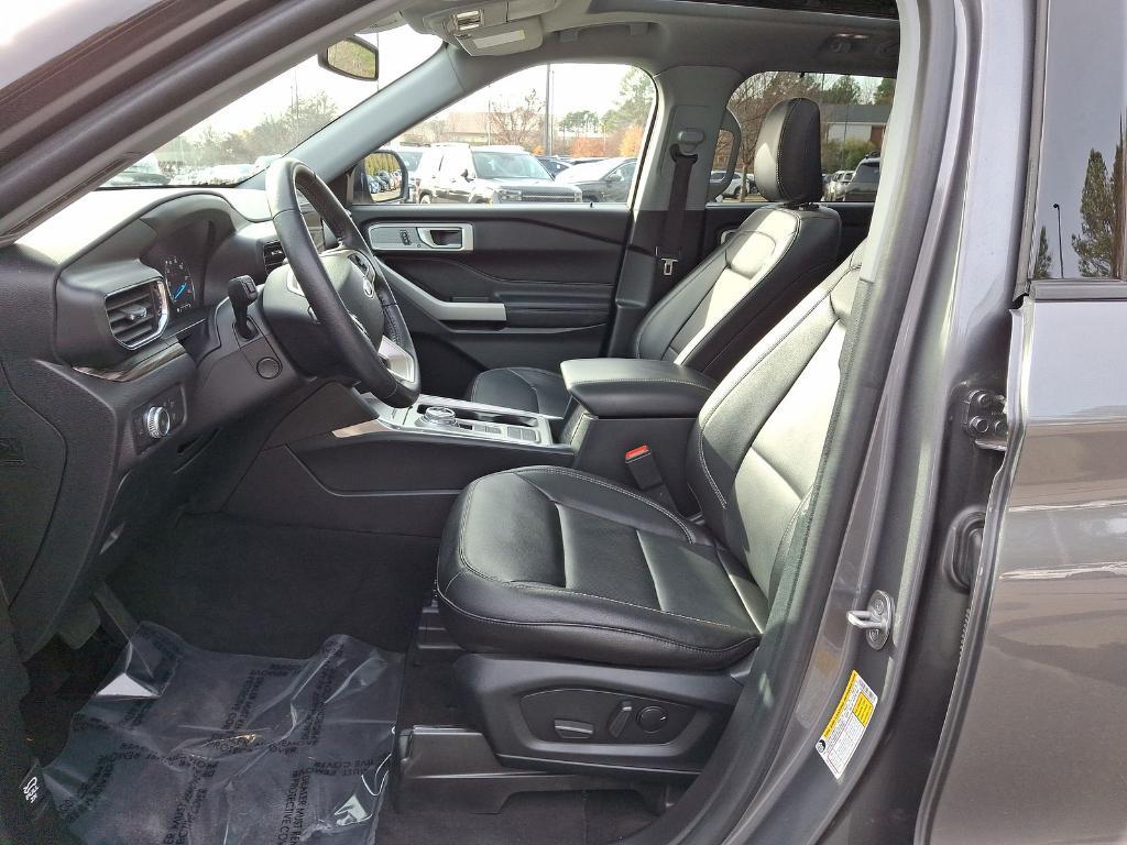 used 2022 Ford Explorer car, priced at $29,398