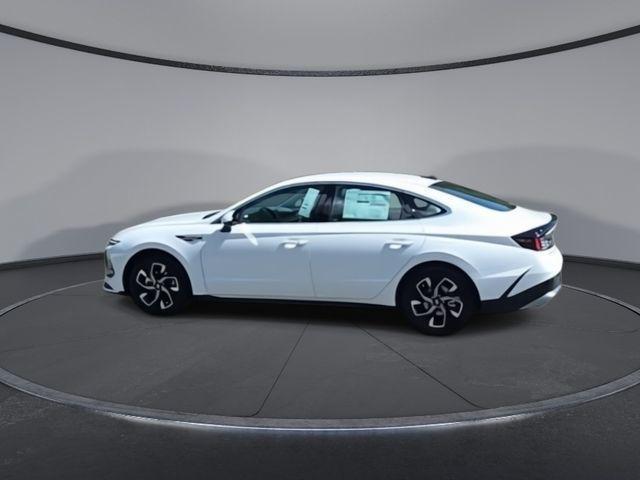 new 2025 Hyundai Sonata car, priced at $30,055