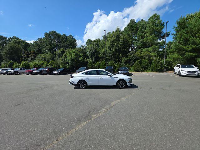 new 2025 Hyundai Sonata car, priced at $30,055