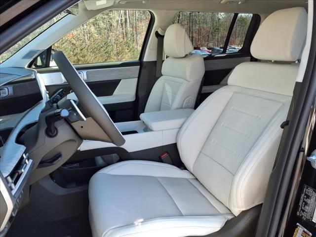 new 2025 Hyundai SANTA FE HEV car, priced at $46,189