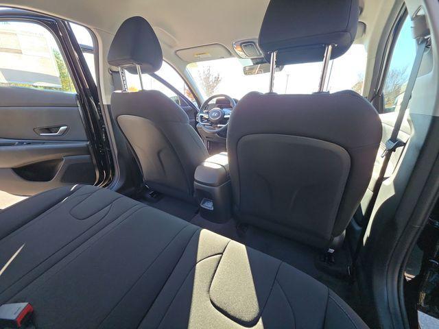 new 2026 Hyundai ELANTRA HEV car, priced at $26,585