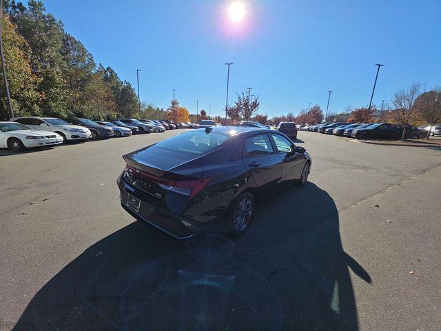 new 2026 Hyundai ELANTRA HEV car, priced at $26,585