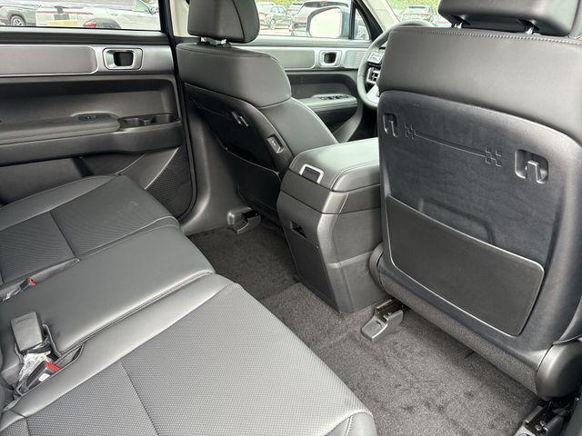 new 2026 Hyundai SANTA FE HEV car, priced at $37,895