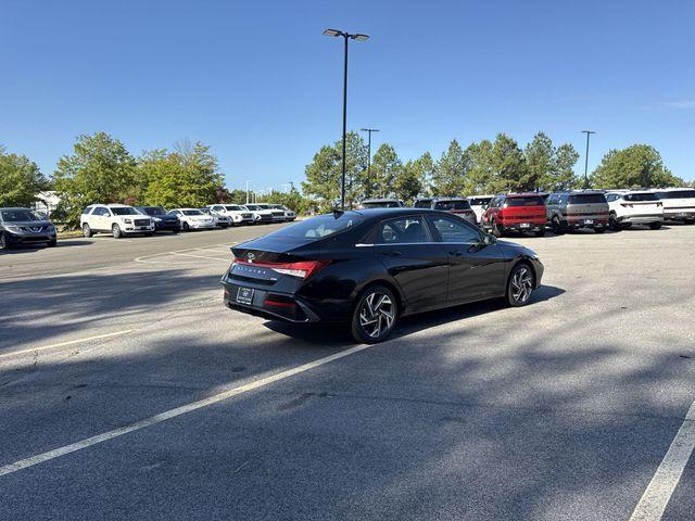 new 2025 Hyundai ELANTRA HEV car, priced at $27,710