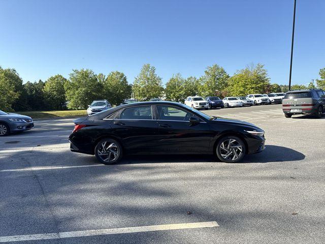 new 2025 Hyundai ELANTRA HEV car, priced at $27,710