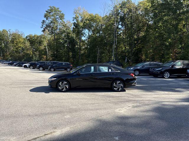 new 2025 Hyundai ELANTRA HEV car, priced at $27,710