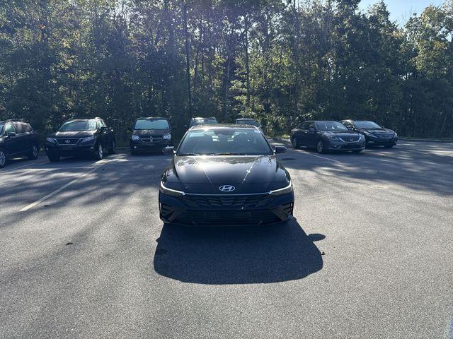 new 2025 Hyundai ELANTRA HEV car, priced at $27,710