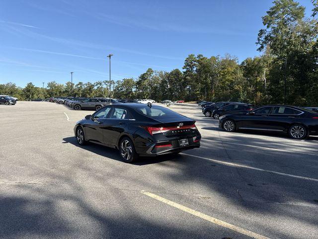 new 2025 Hyundai ELANTRA HEV car, priced at $27,710