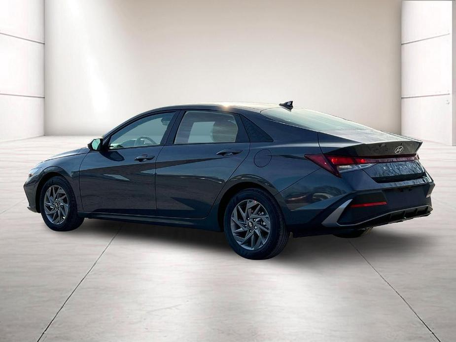 new 2025 Hyundai Elantra car, priced at $23,565