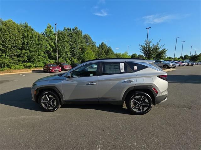 new 2025 Hyundai TUCSON Hybrid car, priced at $37,305