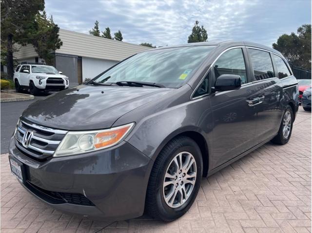 used 2013 Honda Odyssey car, priced at $10,999