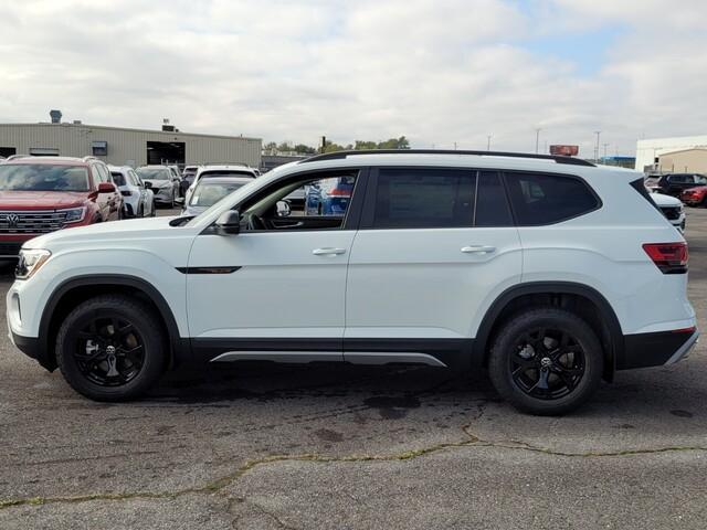 new 2025 Volkswagen Atlas car