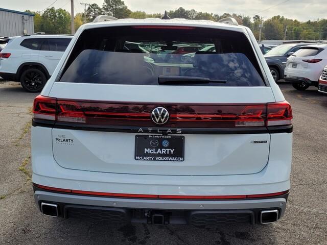 new 2025 Volkswagen Atlas car