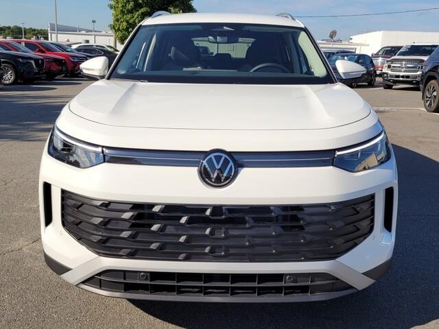 new 2025 Volkswagen Tiguan car, priced at $30,567