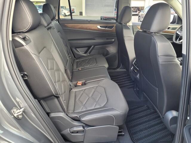 new 2025 Volkswagen Atlas car