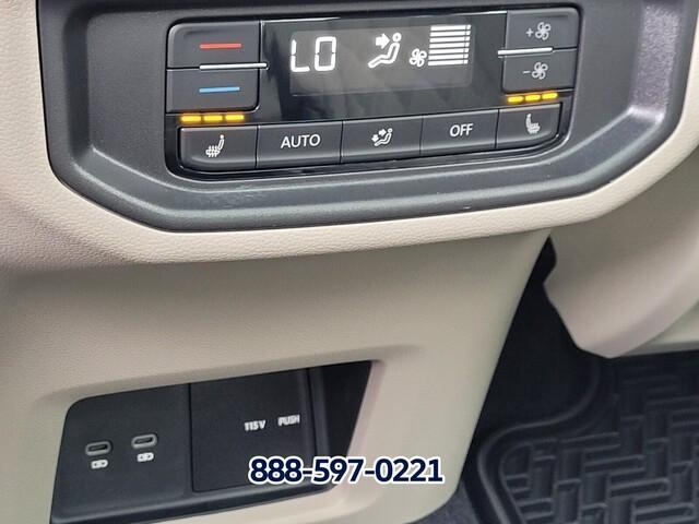 new 2026 Volkswagen Atlas car, priced at $54,461