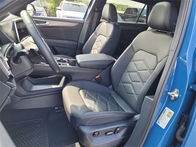used 2025 Volkswagen Atlas Cross Sport car, priced at $39,500