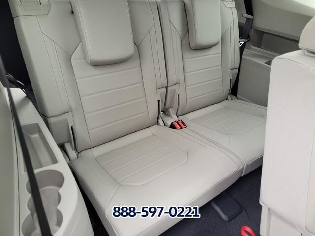 new 2025 Volkswagen Atlas car, priced at $44,306