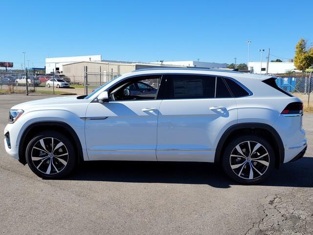 new 2024 Volkswagen Atlas Cross Sport car, priced at $46,177