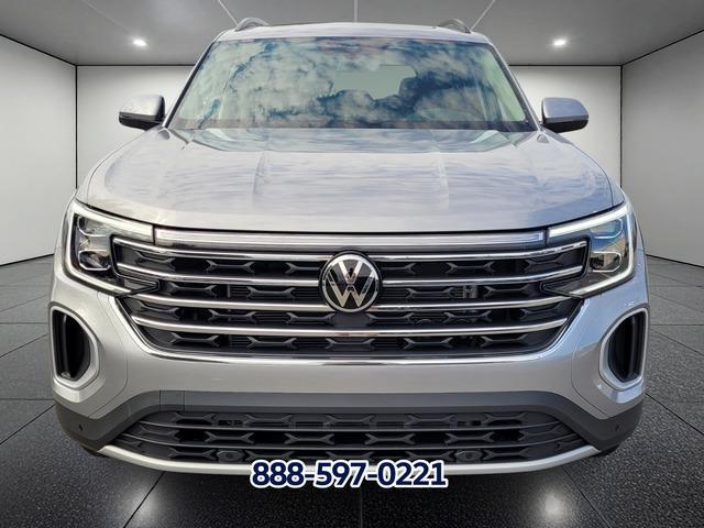 new 2026 Volkswagen Atlas car, priced at $44,282