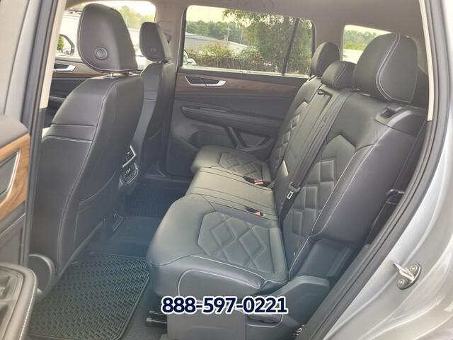 new 2026 Volkswagen Atlas car, priced at $44,282