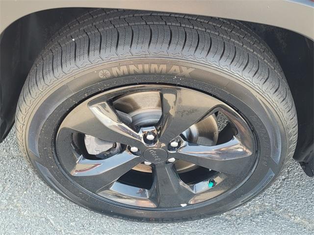 used 2021 Jeep Cherokee car, priced at $18,359
