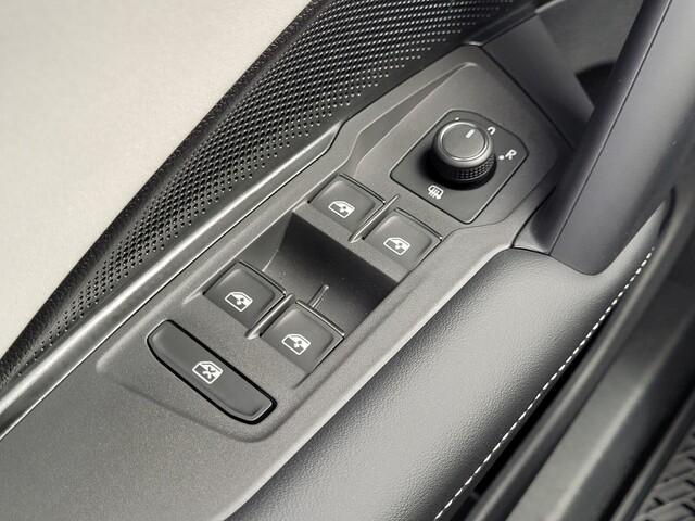 new 2025 Volkswagen Tiguan car, priced at $34,238