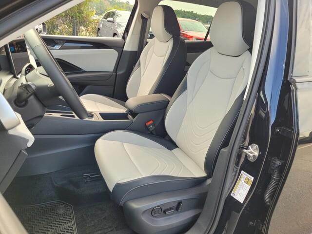 new 2025 Volkswagen Tiguan car, priced at $34,238