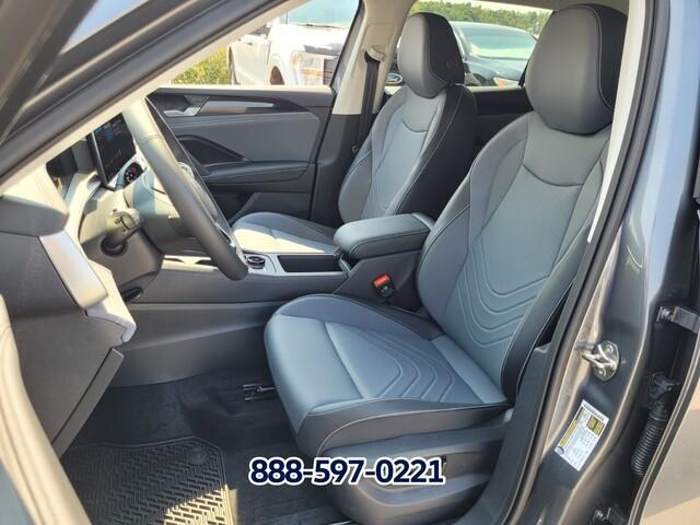 new 2025 Volkswagen Tiguan car