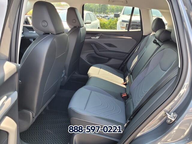 new 2025 Volkswagen Tiguan car