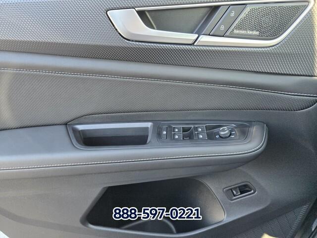 new 2026 Volkswagen Atlas Cross Sport car, priced at $53,642