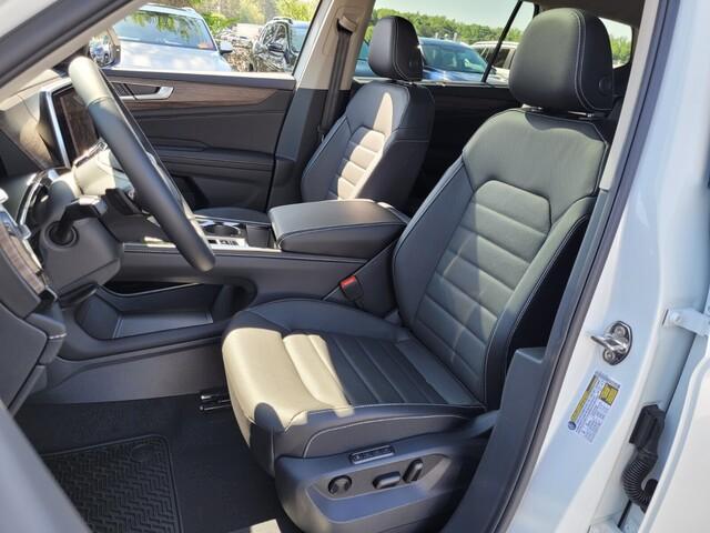 new 2025 Volkswagen Atlas car, priced at $47,514