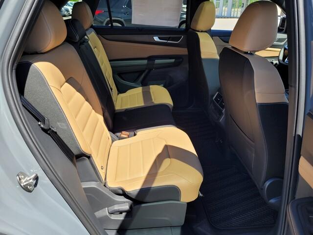 new 2025 Volkswagen Atlas Cross Sport car, priced at $49,520
