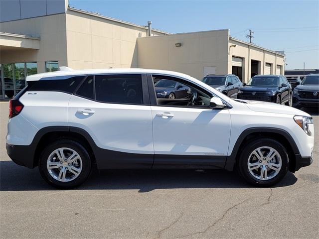 used 2024 GMC Terrain car, priced at $25,663