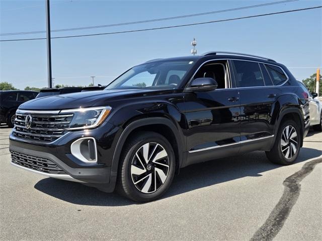 used 2025 Volkswagen Atlas car, priced at $42,417