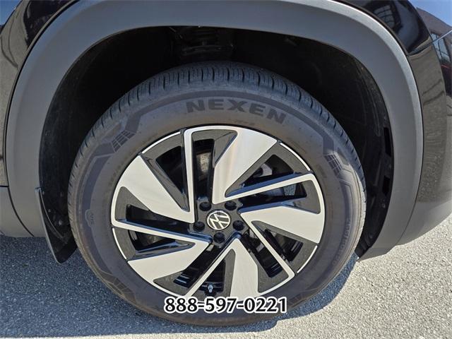 used 2025 Volkswagen Atlas car, priced at $38,956