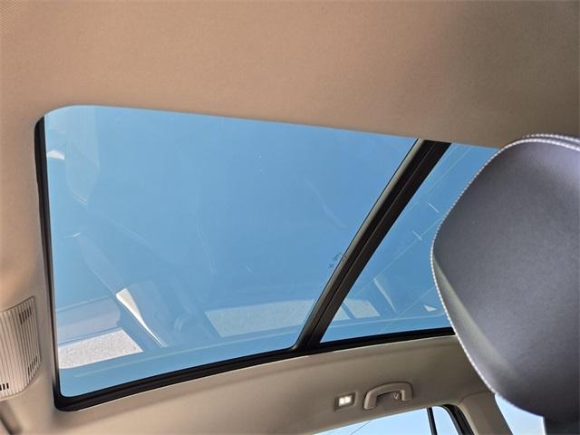 used 2025 Volkswagen Atlas car, priced at $42,417