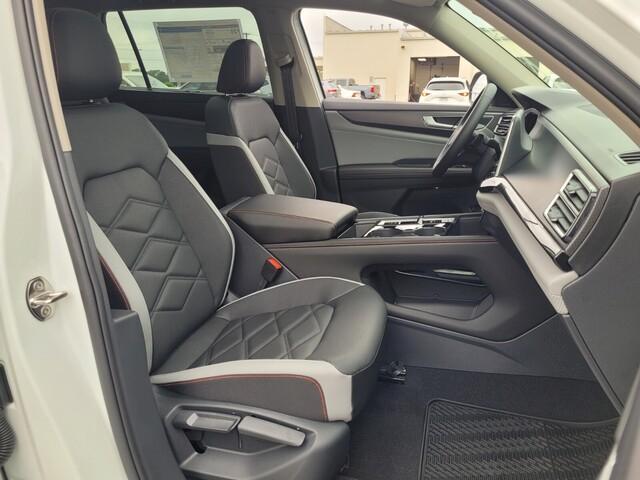 new 2025 Volkswagen Atlas car, priced at $46,403