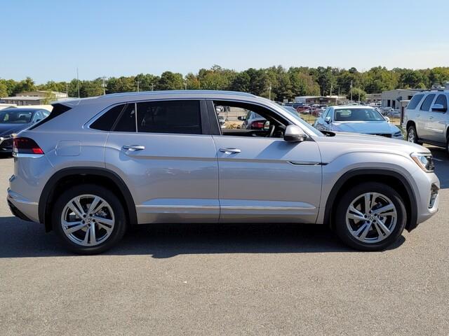 new 2024 Volkswagen Atlas Cross Sport car, priced at $43,222