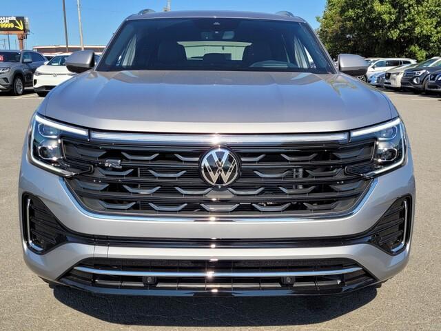 new 2024 Volkswagen Atlas Cross Sport car, priced at $43,222