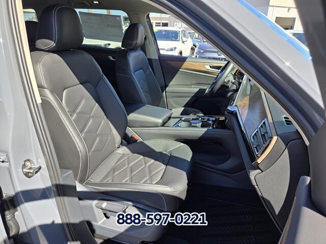 new 2026 Volkswagen Atlas car, priced at $45,852