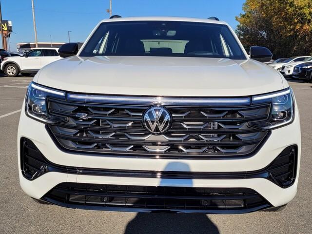 new 2025 Volkswagen Atlas Cross Sport car