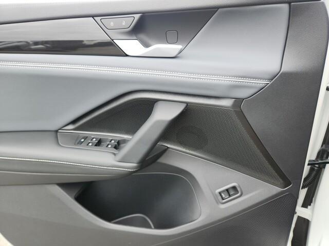 new 2025 Volkswagen Tiguan car, priced at $42,641