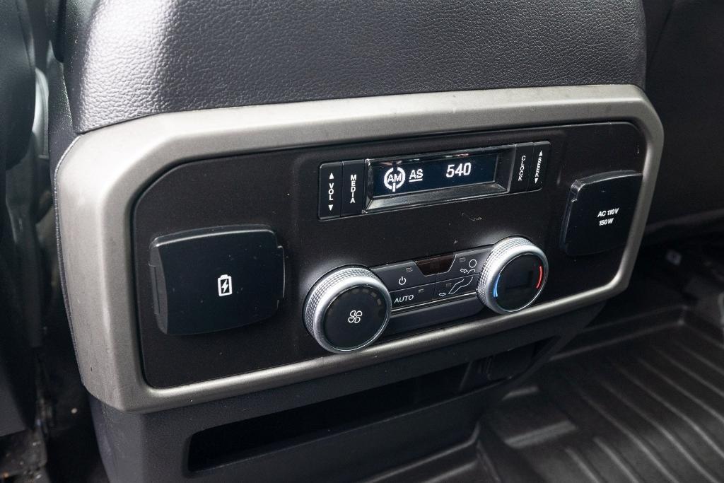 used 2020 Ford Expedition car, priced at $28,000