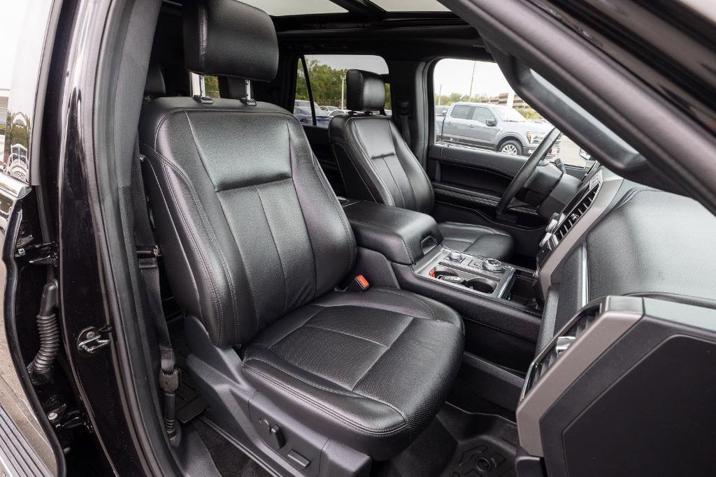 used 2020 Ford Expedition car, priced at $28,000