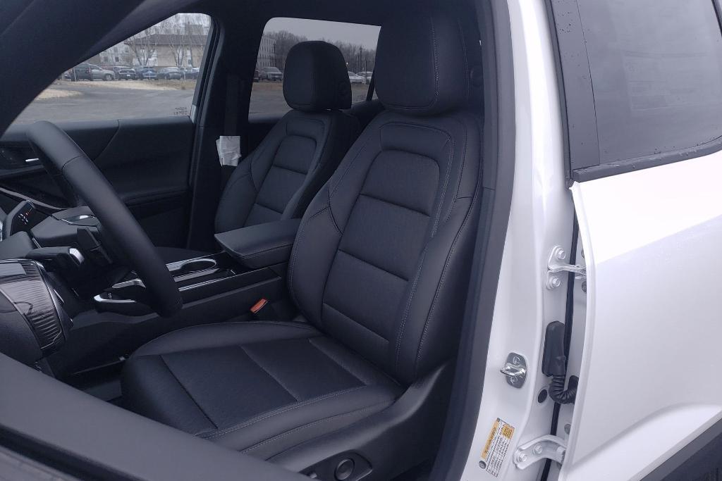 new 2025 Chevrolet Equinox car, priced at $33,929